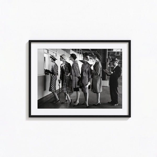 5 Models Wearing Fashionable Dress Print, Black and White Wall Art, Vintage Print, Photography Prints, Museum Quality Photo Art Print 1606605392
