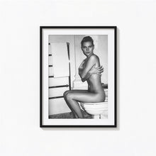 Kate Moss Toilet Print, Kate Moss Bathroom Black and White Wall Art, Vintage Print, Photography Prints, Museum Quality Photo Art Print 4308016045