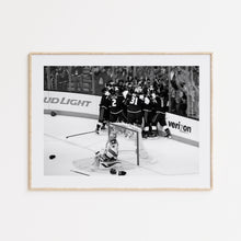 Los Angeles Kings Poster, Ice Hokey Player, Black and White Wall Art, Photograph Prints, NHL Gift, Ice Hokey Print,Ice Hokey Sport Gift 1859430719
