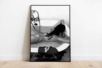 Naked Woman in Bathtub Print, Feminist Poster, Black and White, Printable Hypebeast Wall Art, Teen Girls Bathroom Decor, Digital Download 1784695671